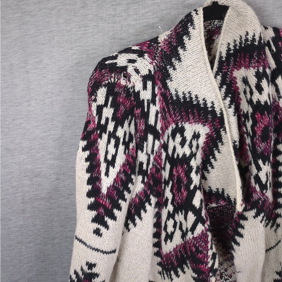 Sun & Shadow Aztec Print Knitted Sweater Open Long Cardigan- w/ flaws - Picture 12 of 13